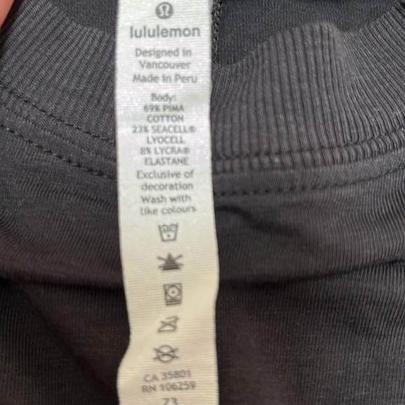 Lululemon Black Tank - Picture 5 of 5